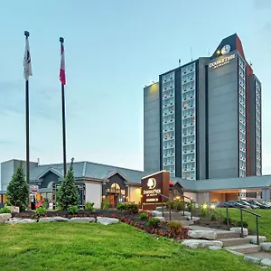 **** Hotel Doubletree By Hilton Airport, On Canadá